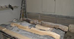 Giogo lampadario in legno su misura